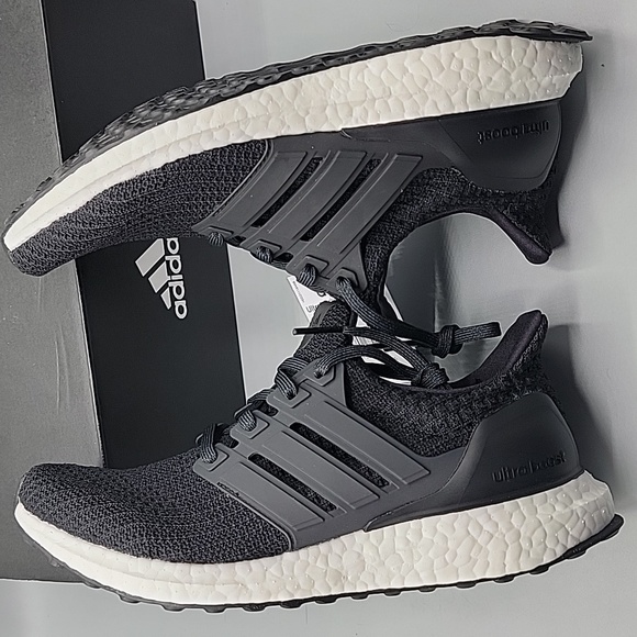 NiB Adidas Ultraboost in Black size 7 - Picture 10 of 12